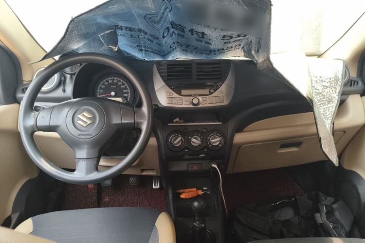 Used Suzuki Alto 2012 1.0L Manual Utility Version Center Console