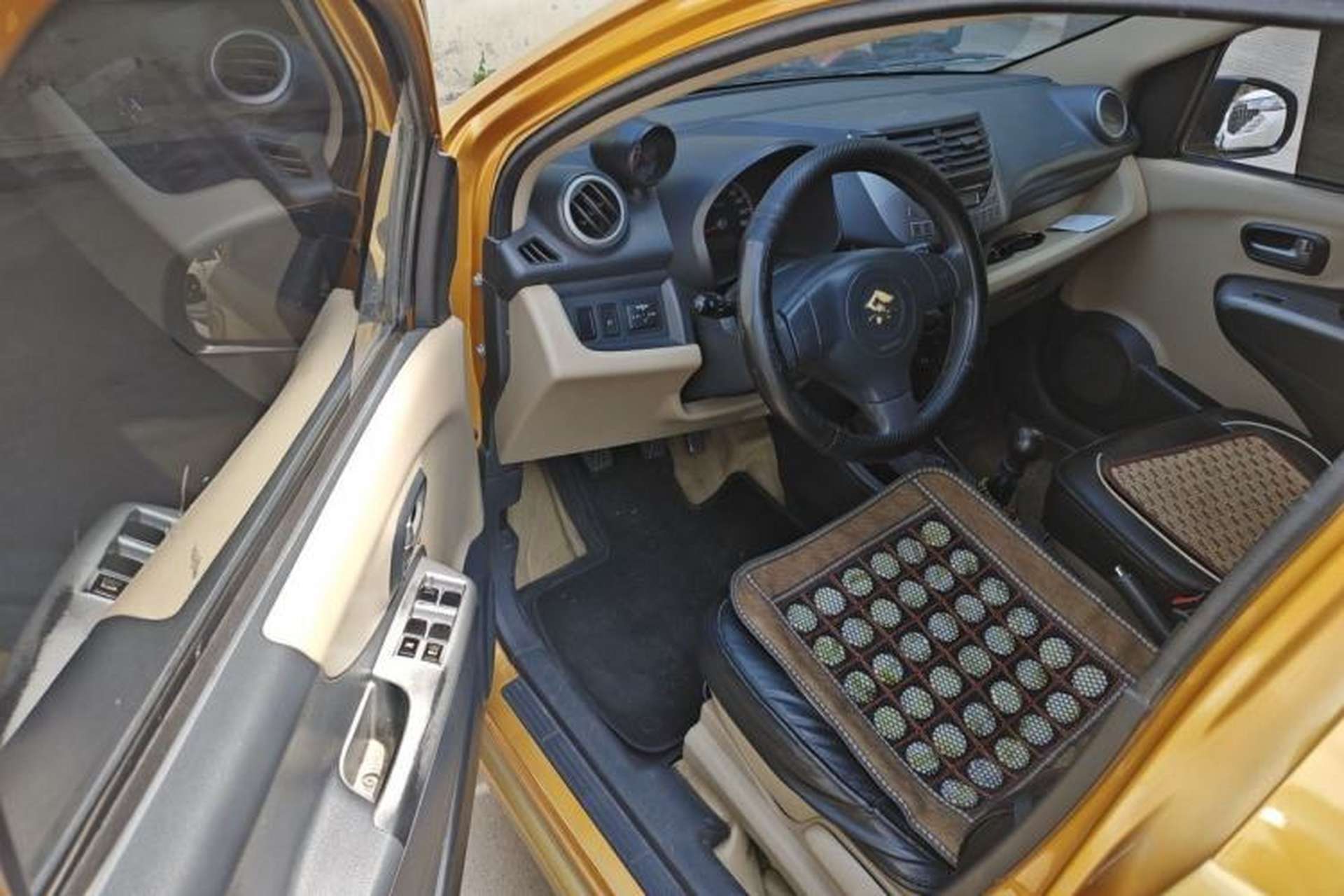 Used Suzuki Alto 2012 1.0L Manual Utility Version Driver Seat