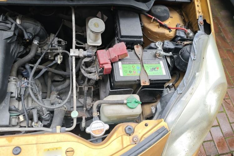 Used Suzuki Alto 2012 1.0L Manual Utility Version Engine Bay Left