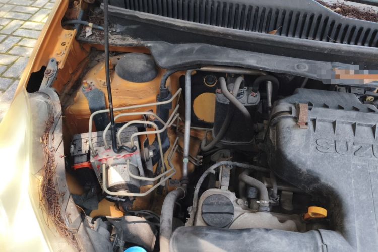 Used Suzuki Alto 2012 1.0L Manual Utility Version Engine Bay Right