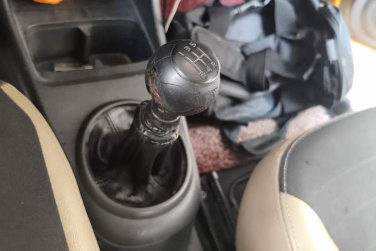 Used Suzuki Alto 2012 1.0L Manual Utility Version Gear Lever