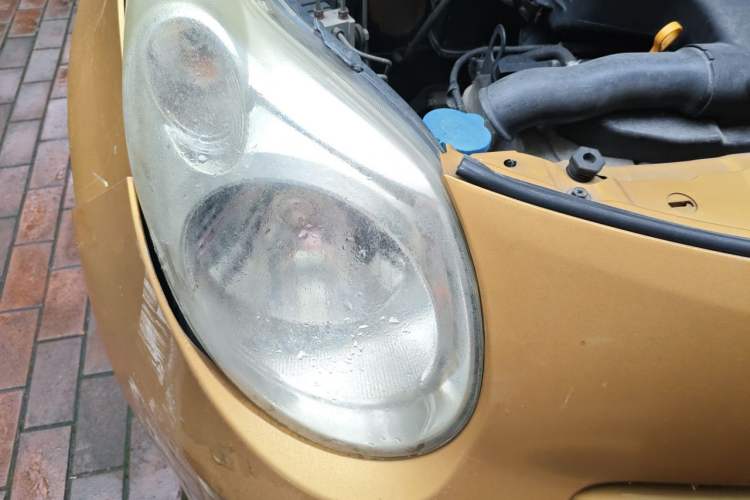 Used Suzuki Alto 2012 1.0L Manual Utility Version Right Front Headlight