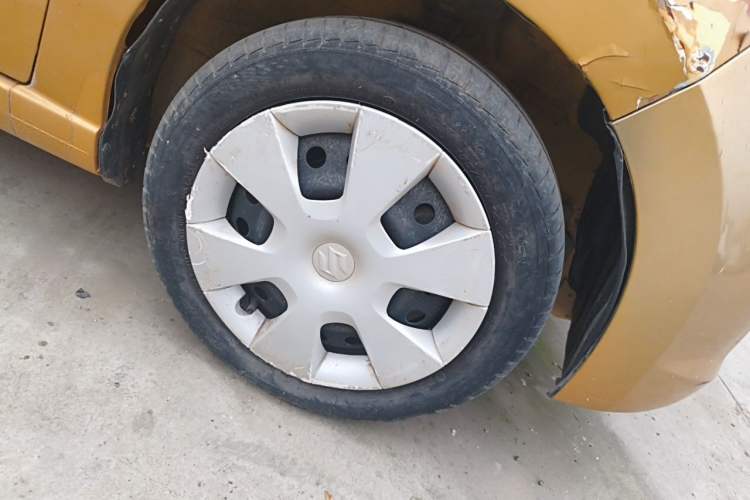 Used Suzuki Alto 2012 1.0L Manual Utility Version Right Front Wheel Hub