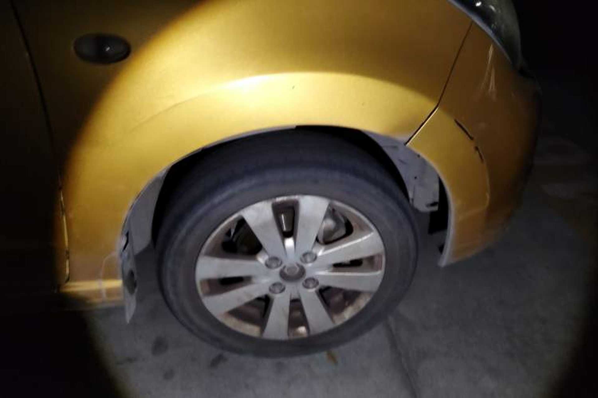 Used Suzuki Alto 2012 1.0L Manual Utility Version Right Front Wheel Hub