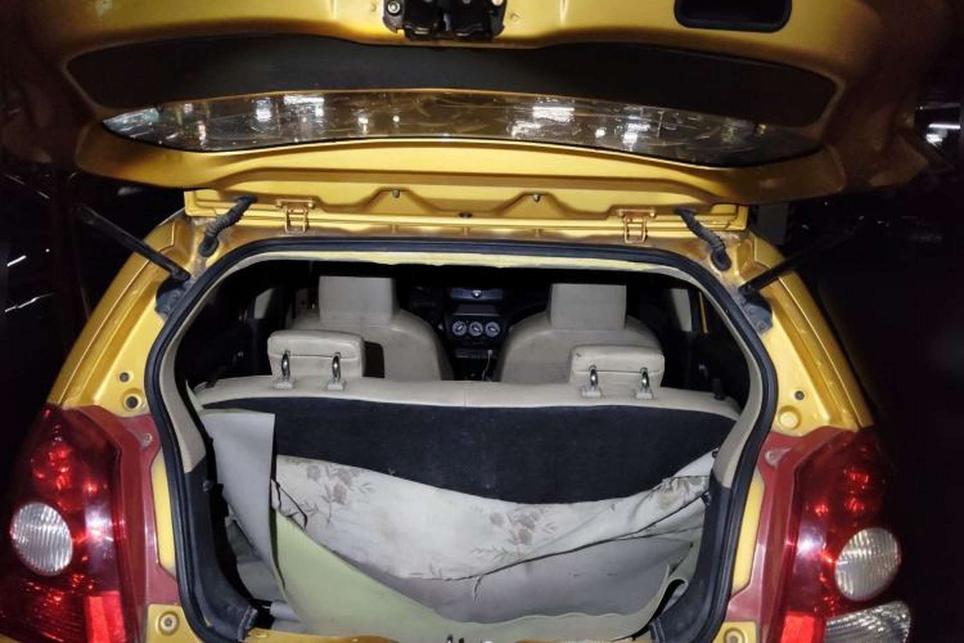 Used Suzuki Alto 2012 1.0L Manual Utility Version Trunk