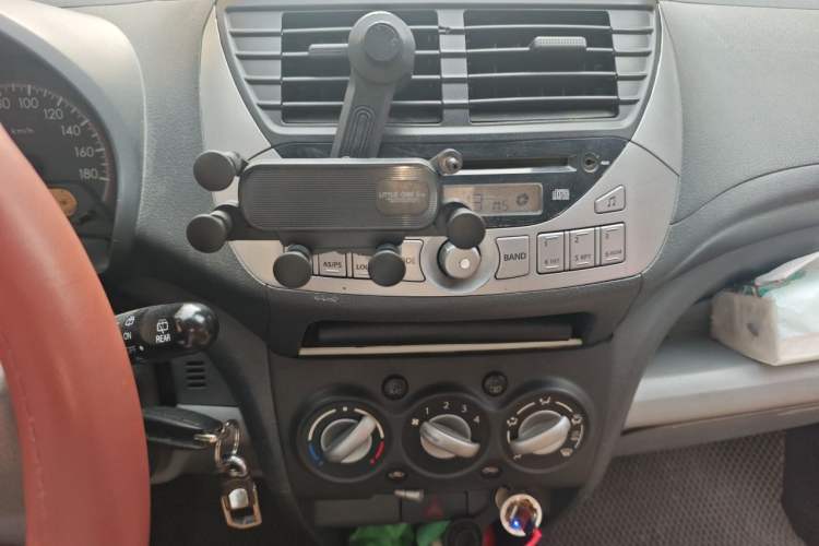 Used Suzuki Alto 2013 1.0L Manual Luxury Model Audio And AC Panel