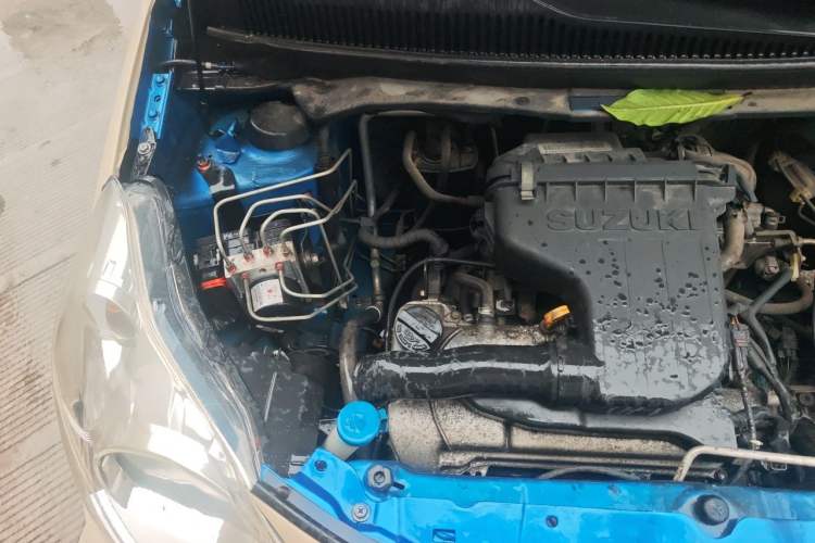 Used Suzuki Alto 2013 1.0L Automatic Luxury Model Engine Bay Right