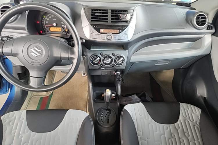 Used Suzuki Alto 2013 1.0L Automatic Luxury Model Audio And AC Panel
