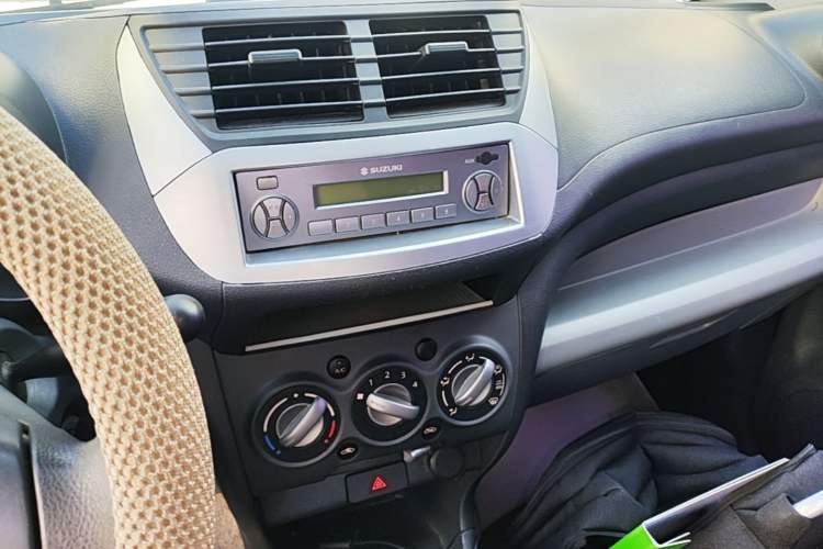 Used Suzuki Alto 2013 Revised Version 1.0L Manual Comfort Edition Audio And AC Panel