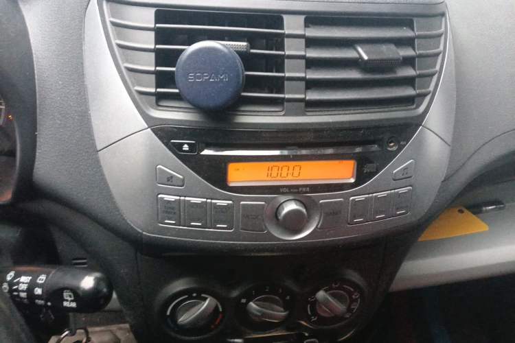 Used Suzuki Alto 2013 1.0L Automatic Luxury Model Audio And AC Panel