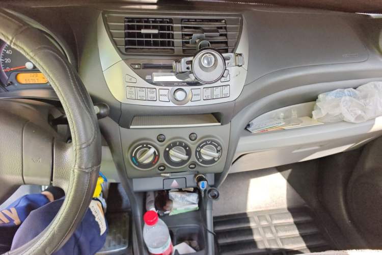 Used Suzuki Alto 2013 1.0L Manual Luxury Model Audio And AC Panel