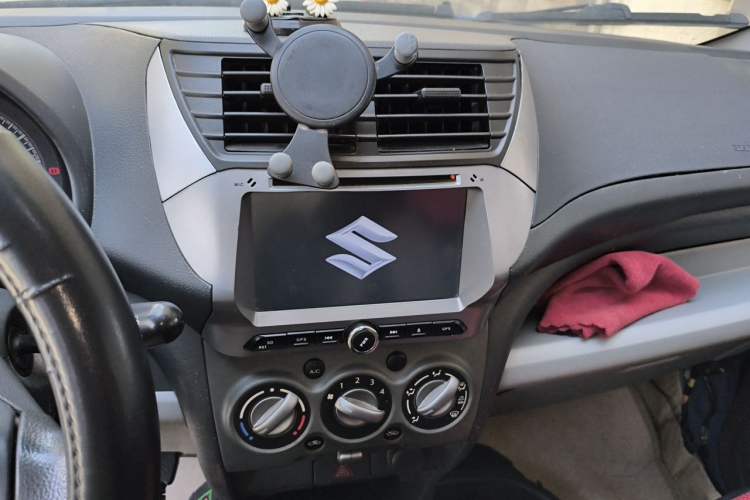 Used Suzuki Alto 2013 1.0L Manual Comfort Version Audio And AC Panel