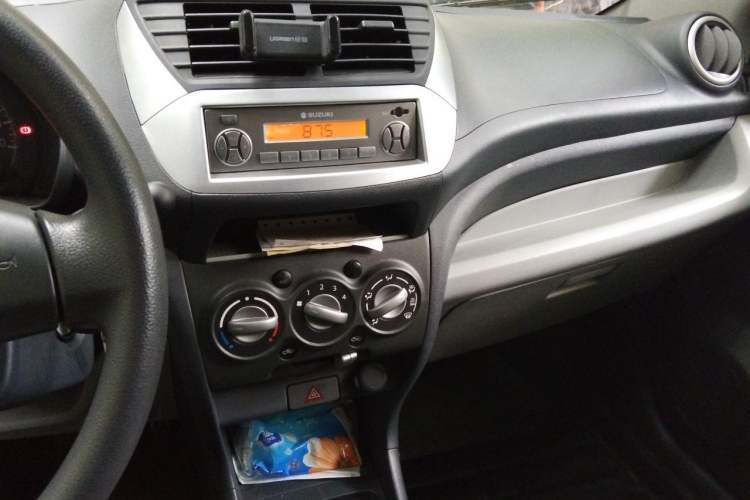 Used Suzuki Alto 2013 Revised Version 1.0L Manual Comfort Edition Audio And AC Panel