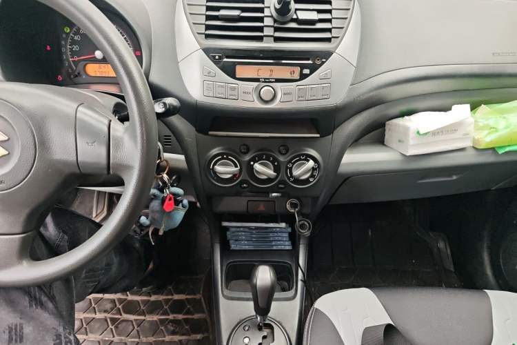 Used Suzuki Alto 2013 1.0L Automatic Luxury Model Audio And AC Panel