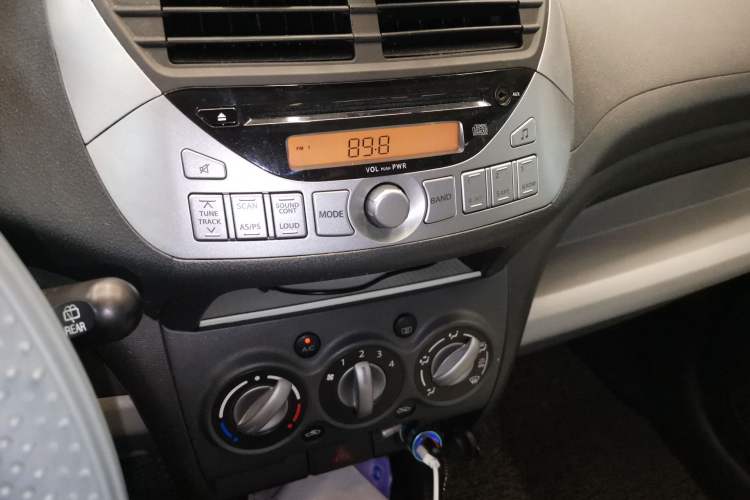 Used Suzuki Alto 2013 1.0L Automatic Luxury Model Audio And AC Panel