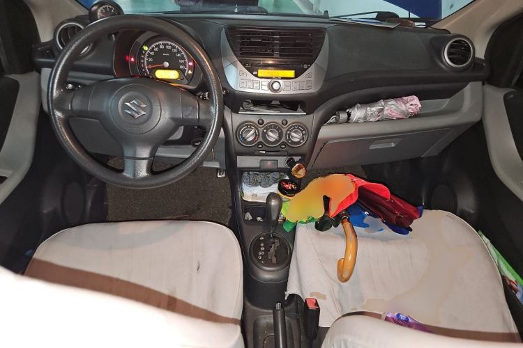 Used Suzuki Alto 2013 1.0L Automatic 20th Anniversary Limited Edition Center Console