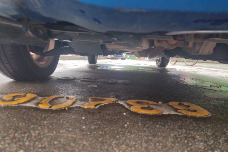 Used Suzuki Alto 2013 1.0L Manual Utility Model Chassis Front Right