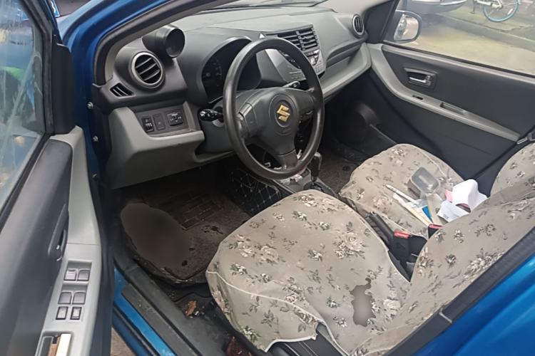 Used Suzuki Alto 2013 1.0L Automatic Luxury Model Driver Seat