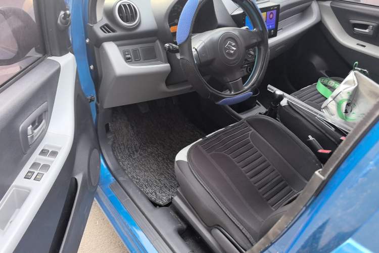 Used Suzuki Alto 2013 Revised Version 1.0L Manual Comfort Edition Driver Seat