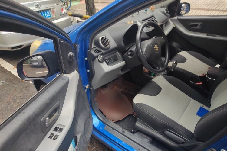 Used Suzuki Alto 2013 1.0L Manual Utility Model Driver Seat