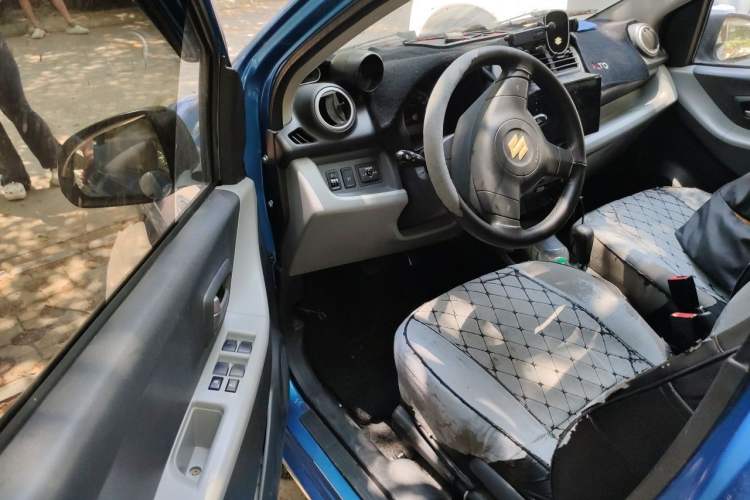 Used Suzuki Alto 2013 1.0L Automatic Luxury Model Driver Seat