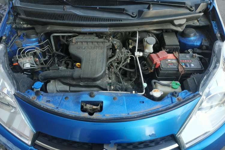 Used Suzuki Alto 2013 1.0L Automatic Luxury Model Engine Bay