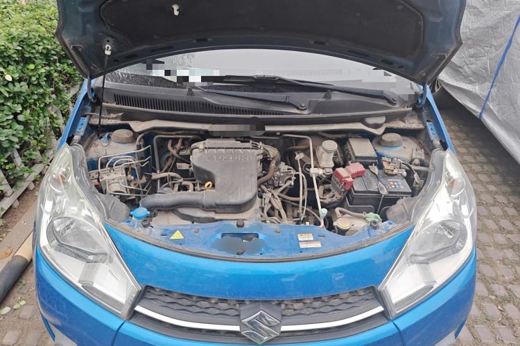 Used Suzuki Alto 2013 1.0L Automatic Luxury Model Engine Bay