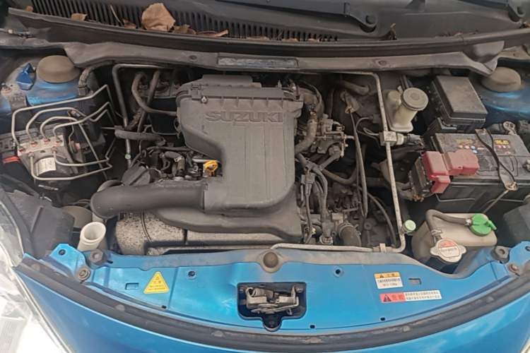 Used Suzuki Alto 2013 1.0L Automatic Luxury Model Engine Bay