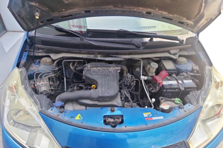 Used Suzuki Alto 2013 1.0L Manual Luxury Model Engine Bay