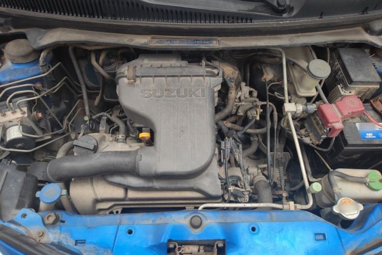 Used Suzuki Alto 2013 1.0L Manual Utility Model Engine Bay