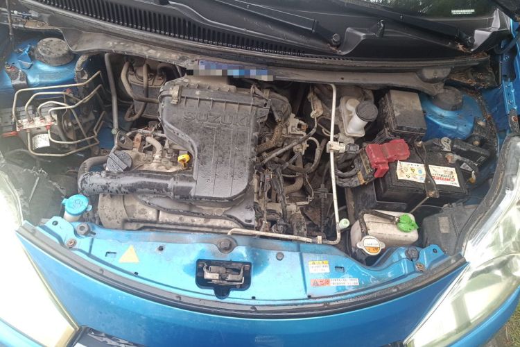Used Suzuki Alto 2013 1.0L Manual Luxury Model Engine Bay