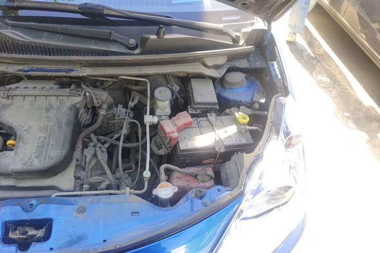 Used Suzuki Alto 2013 1.0L Automatic Luxury Model Engine Bay Left