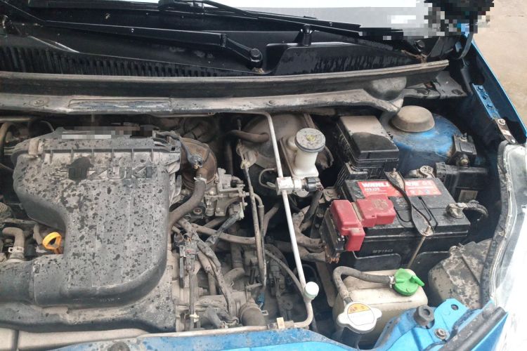 Used Suzuki Alto 2013 1.0L Automatic Luxury Model Engine Bay Left
