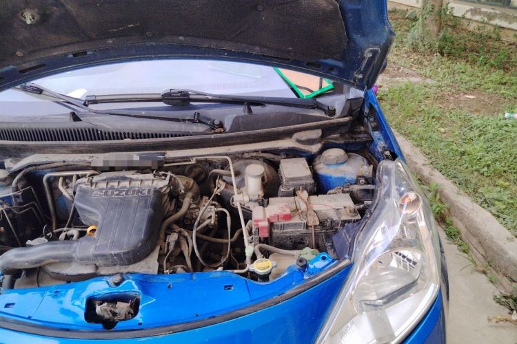 Used Suzuki Alto 2013 1.0L Manual Comfort Version Engine Bay Left
