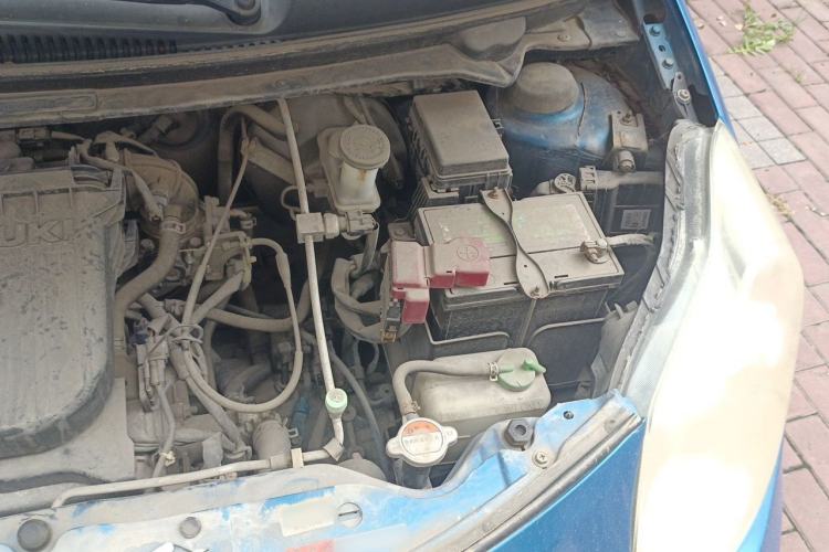 Used Suzuki Alto 2013 1.0L Automatic Luxury Model Engine Bay Left