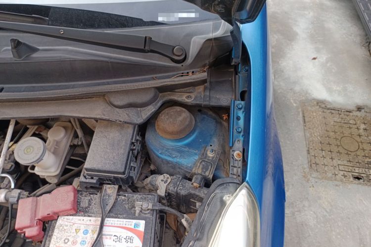 Used Suzuki Alto 2013 1.0L Automatic Luxury Model Engine Bay Left