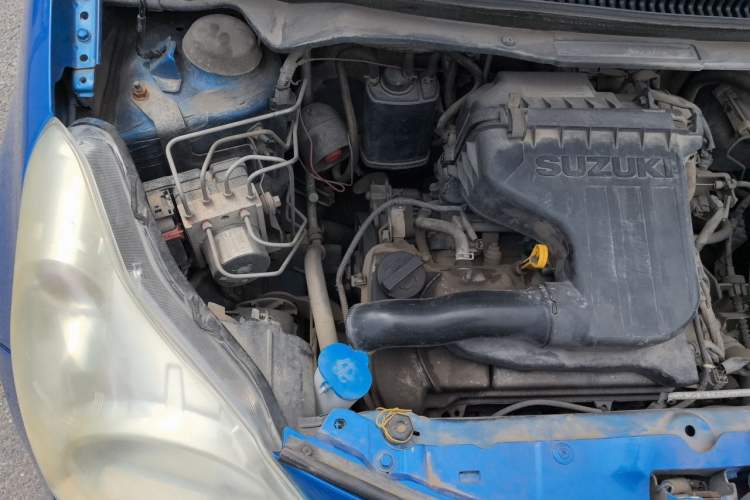 Used Suzuki Alto 2013 Revised Version 1.0L Manual Comfort Edition Engine Bay Right