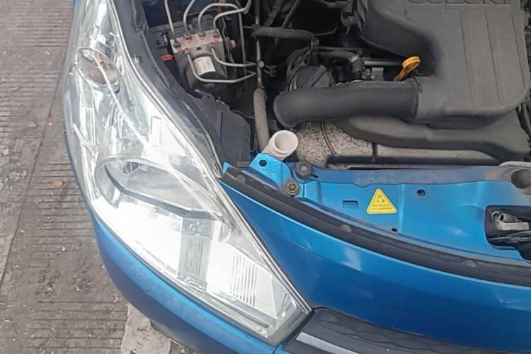 Used Suzuki Alto 2013 1.0L Automatic Luxury Model Engine Bay Right