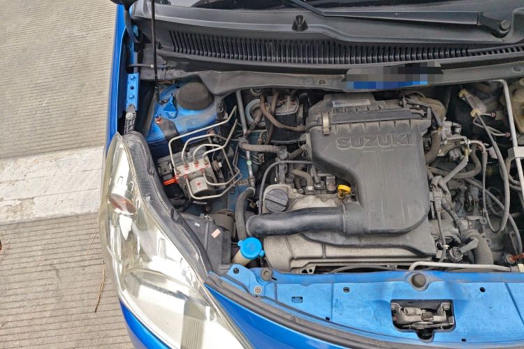 Used Suzuki Alto 2013 1.0L Automatic Luxury Model Engine Bay Right