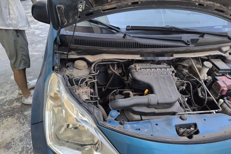 Used Suzuki Alto 2013 1.0L Manual Comfort Version Engine Bay Right
