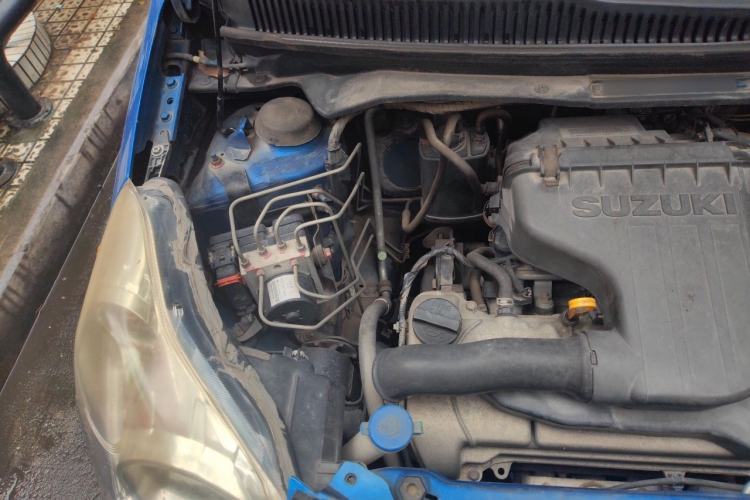 Used Suzuki Alto 2013 1.0L Manual Utility Model Engine Bay Right