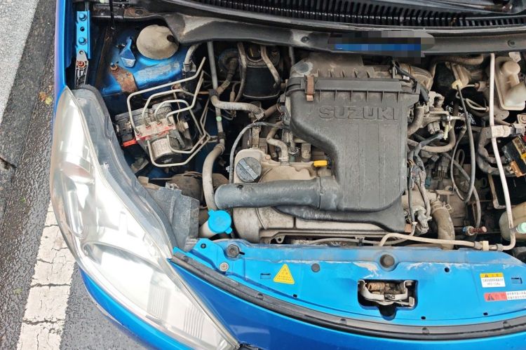 Used Suzuki Alto 2013 1.0L Automatic Luxury Model Engine Bay Right