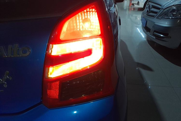 Used Suzuki Alto 2013 1.0L Automatic Luxury Model Exterior 1