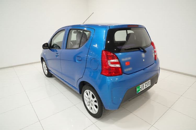 Used Suzuki Alto 2013 1.0L Automatic Luxury Model Exterior 2