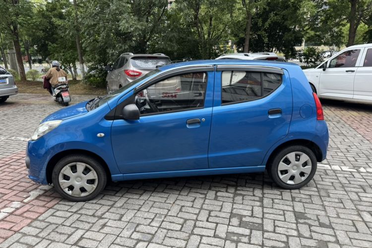 Used Suzuki Alto 2013 Revised Version 1.0L Manual Comfort Edition Exterior 3