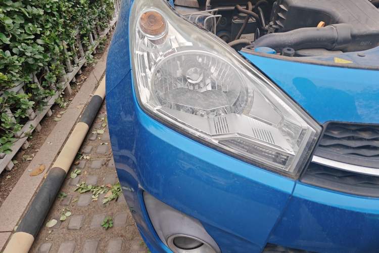 Used Suzuki Alto 2013 1.0L Automatic Luxury Model Exterior 6