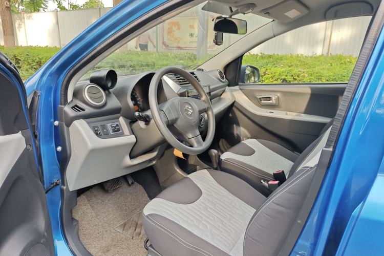 Used Suzuki Alto 2013 1.0L Automatic Luxury Model Exterior 9
