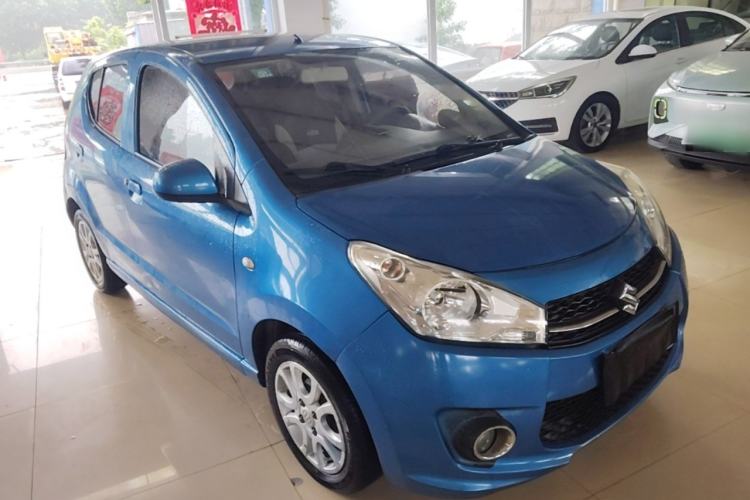 Used Suzuki Alto 2013 1.0L Manual Luxury Model Front Right 45 Deg