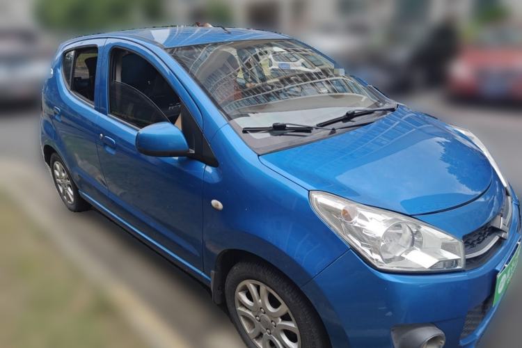 Used Suzuki Alto 2013 1.0L Manual Luxury Model Front Right 45 Deg