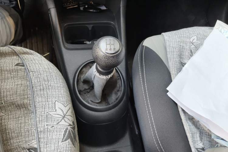Used Suzuki Alto 2013 1.0L Manual Luxury Model Gear Lever